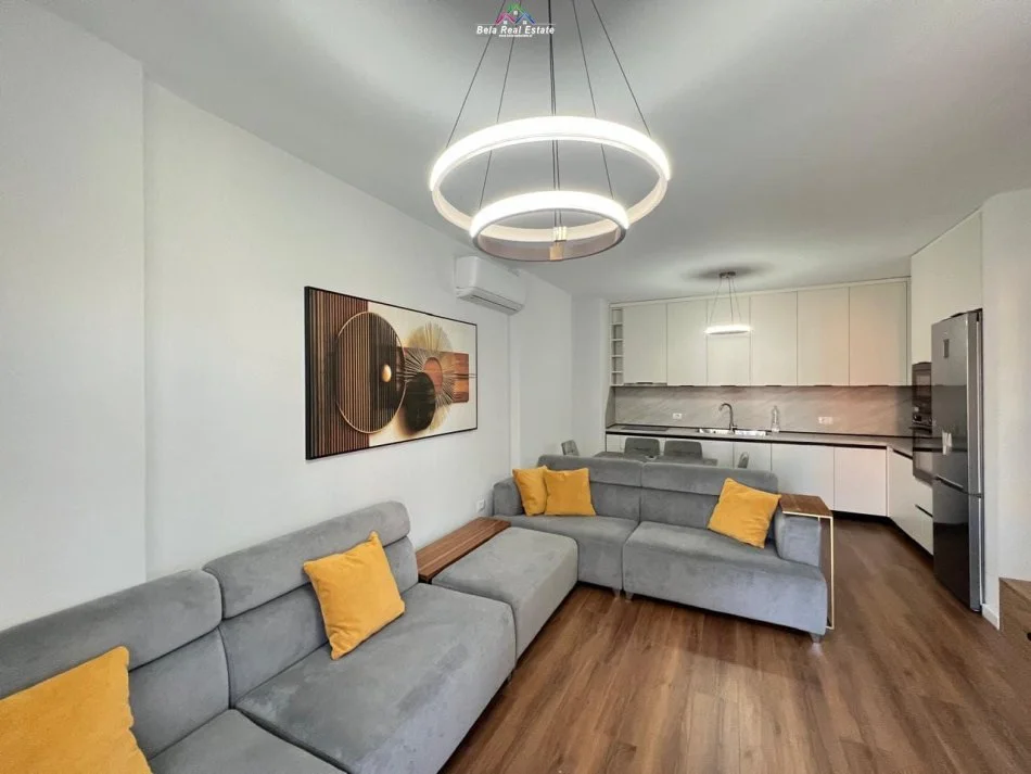 Tirana, 2+1 Apartment for Rent, 3rd Floor, 92 m², €850 (Riza Cerova)
