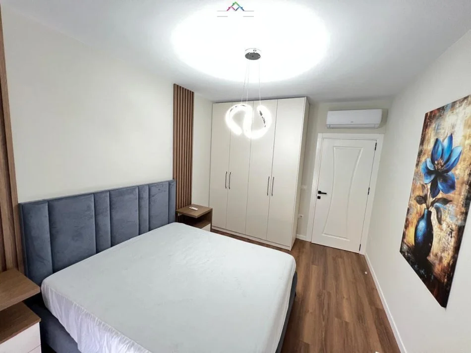 Tirana, 2+1 Apartment for Rent, 3rd Floor, 92 m², €850 (Riza Cerova)