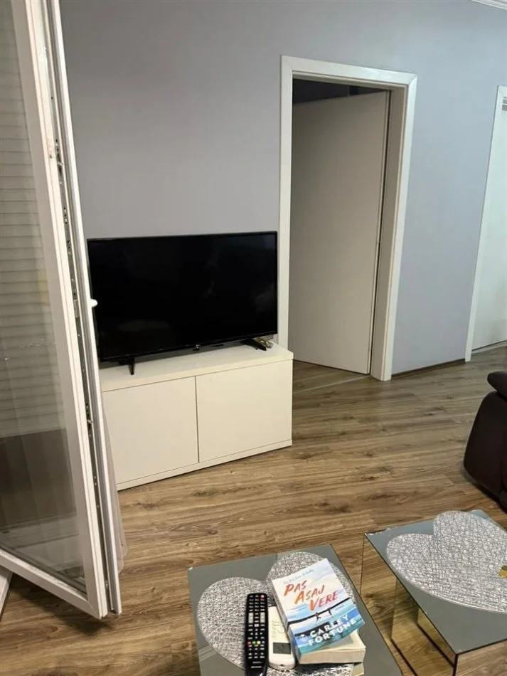 Tirane, vendesi appartamento 1+1 Piano 4, 58 m² 173.250 € (FROSINA PLAKU)