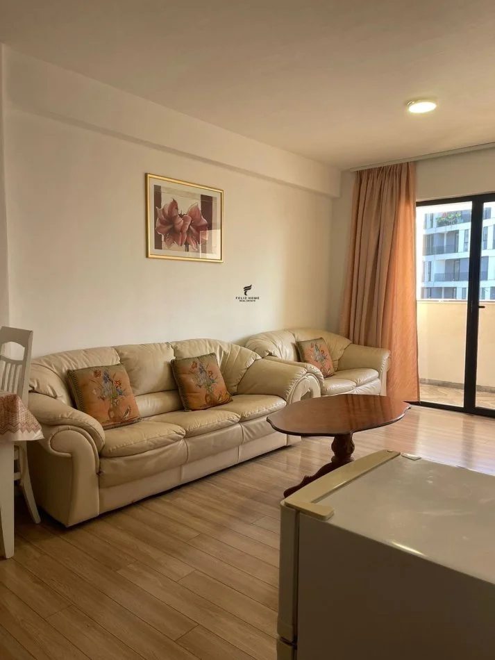 Tirane, vendesi appartamento 3+1, 127 m², 230.000 € (5 MAGGIO)