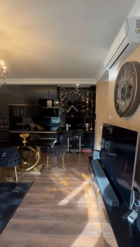 Tirane, vendesi appartamento 2+1 Piano 1, 84 m² 290.000 € (TEG)