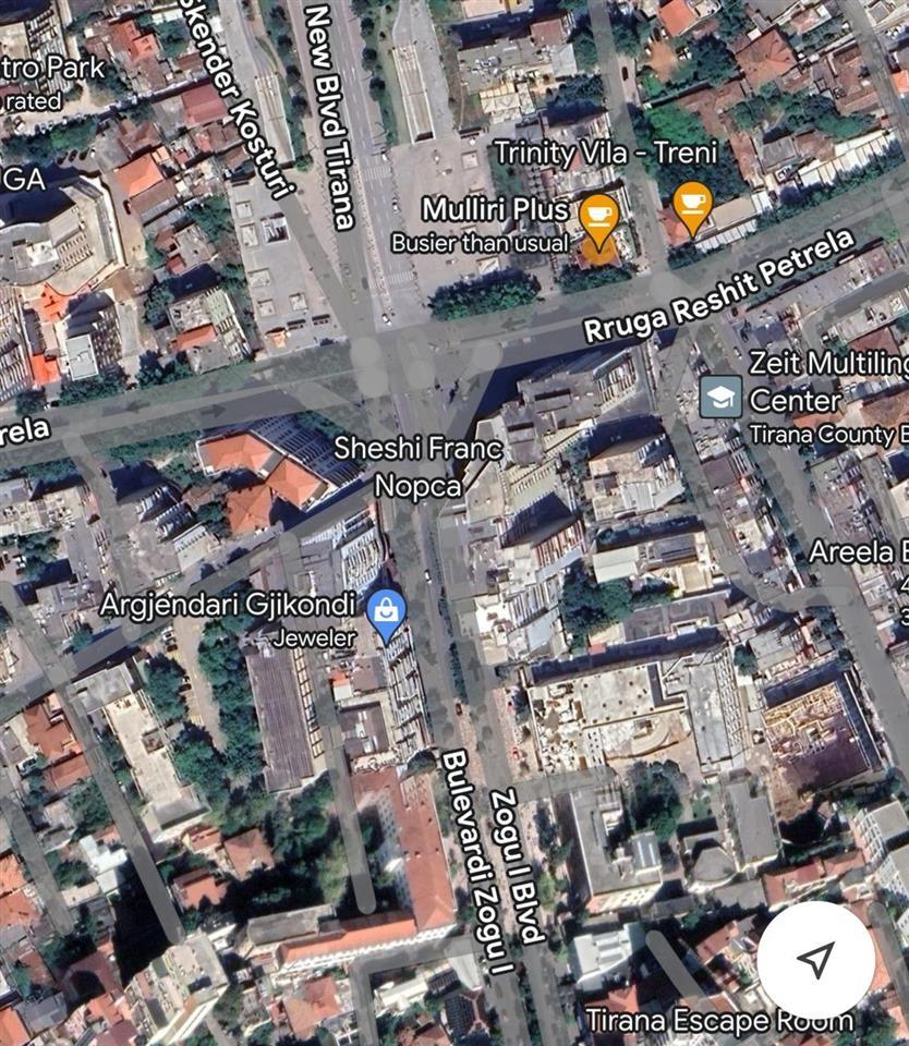 Dyqan me Qera ne afersi te Stacionit te Trenit, (ID 4271790)