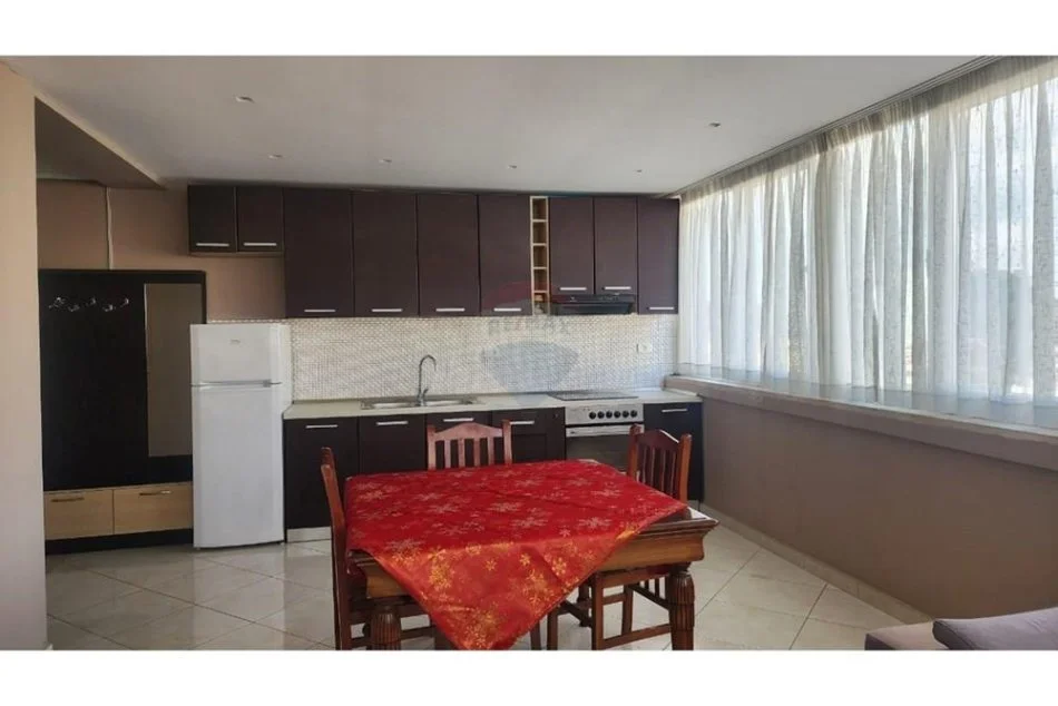Tirana, 2+1 Apartment for Sale, 4th Floor, 98 m², €205,800 (Rruga Ndre Mjeda)