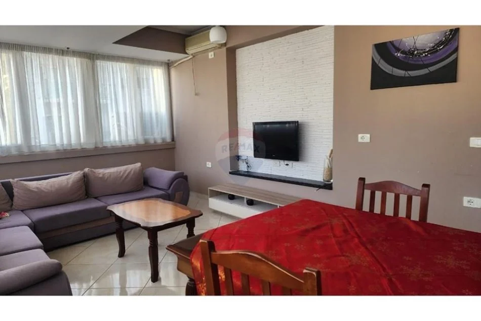 Tirana, 2+1 Apartment for Sale, 4th Floor, 98 m², €205,800 (Rruga Ndre Mjeda)