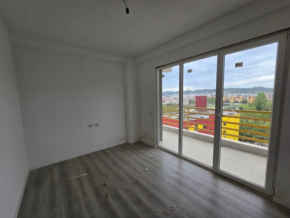 Tirane, vendesi appartamento 3+1+Balcone Piano 8, 144 m² 223.500 €
