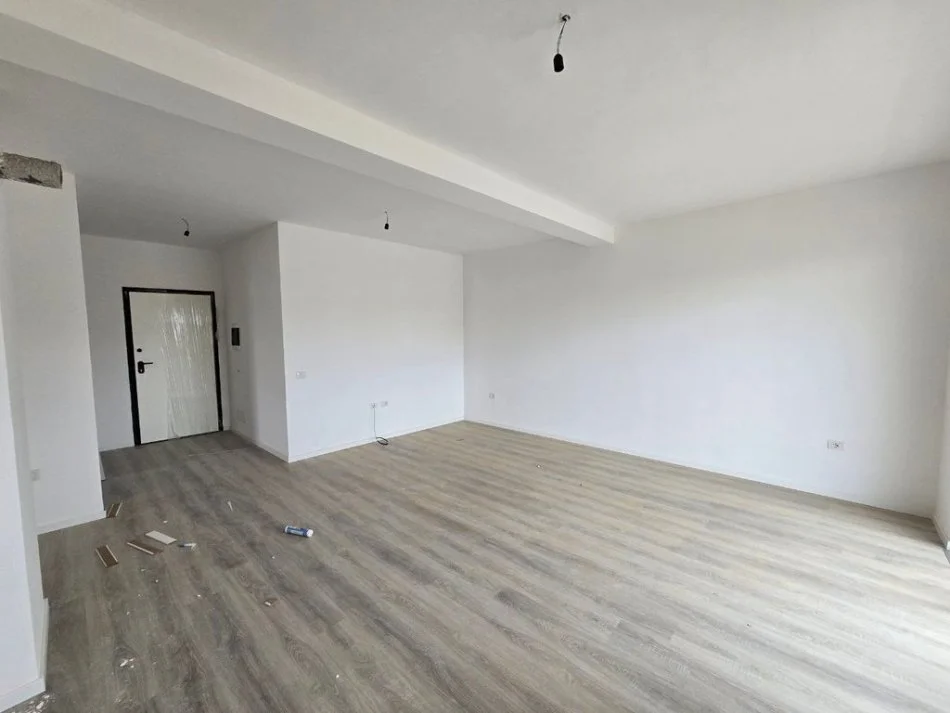 Tirane, vendesi appartamento 3+1+Balcone Piano 8, 144 m² 223.500 €