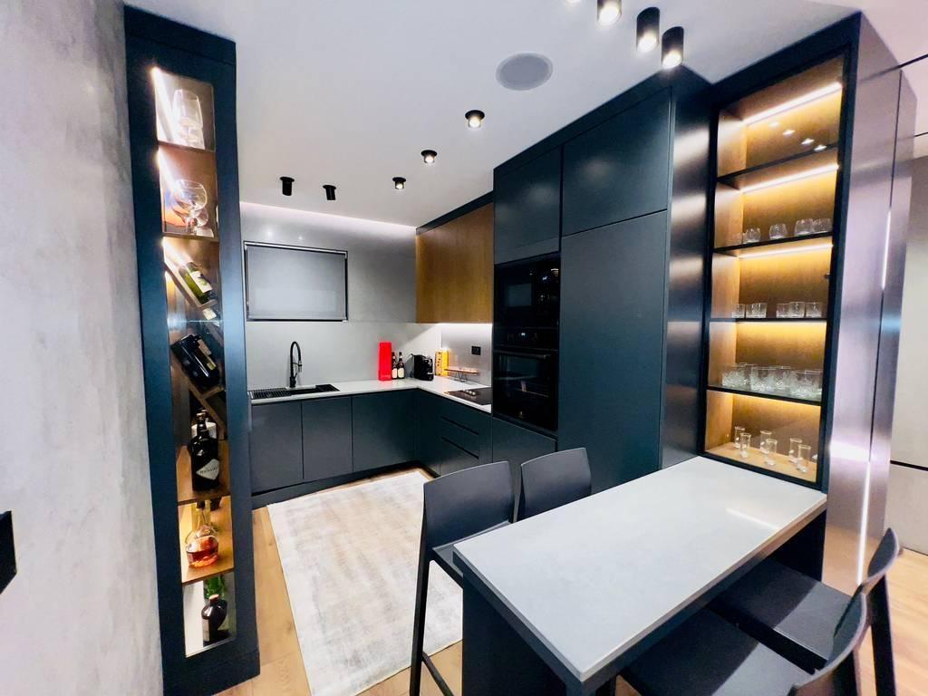 Apartament Luksoz 2+1+2 Perballë Delijorgjit!
