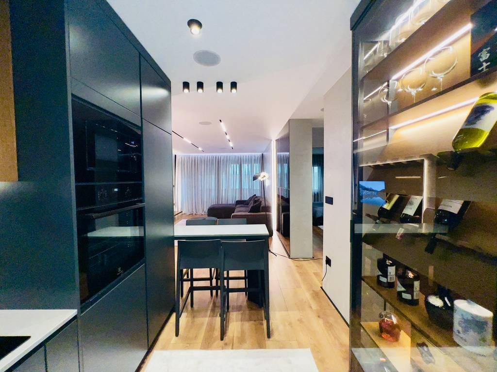 Apartament Luksoz 2+1+2 Perballë Delijorgjit!