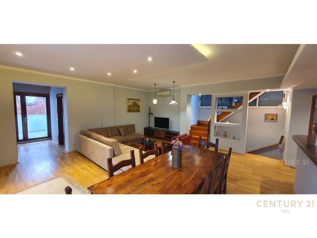 Shes Apartament 3+1+2 ne Qender te Tiranes!