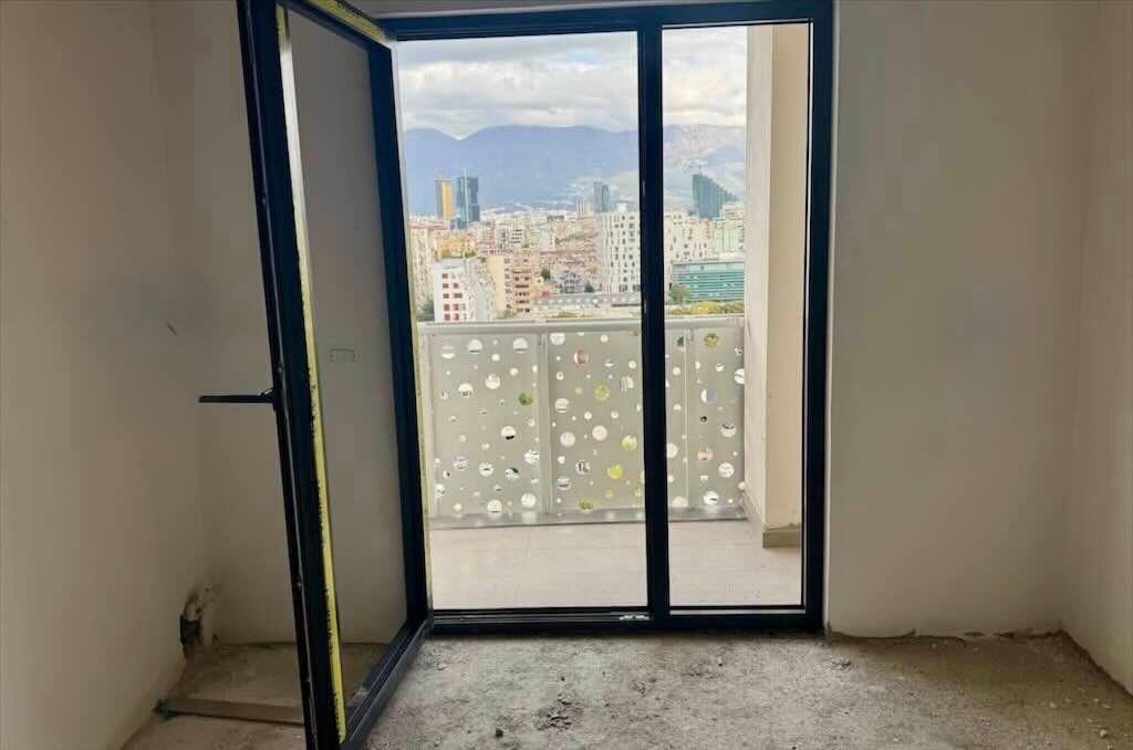 21 Dhjetori, For Sale 2+1+2 Apartment, Corner Residence