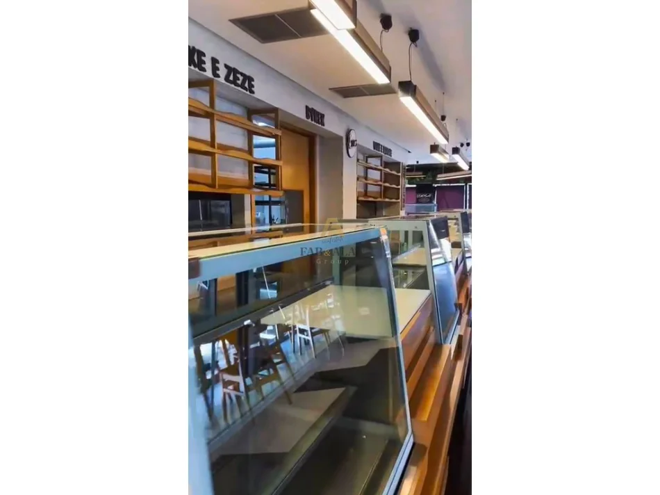Tirana, Shop for Sale, 222 m² 800,000 € (Rruga e Kavajes)