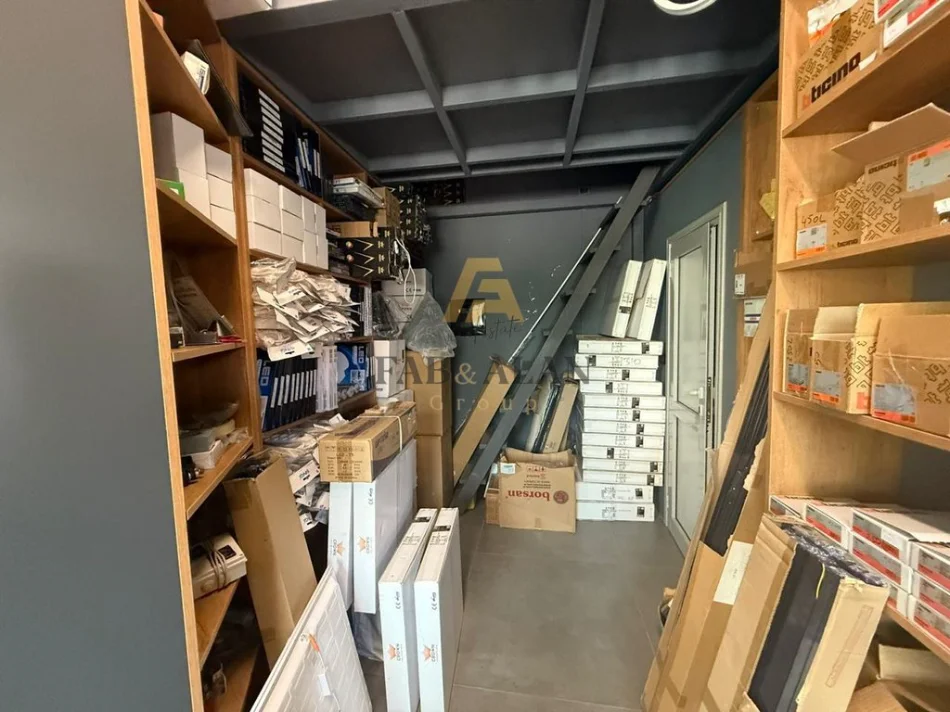 Tirane, Commercial Space for Sale, 77 m² 340,000 € (Ali Demi)