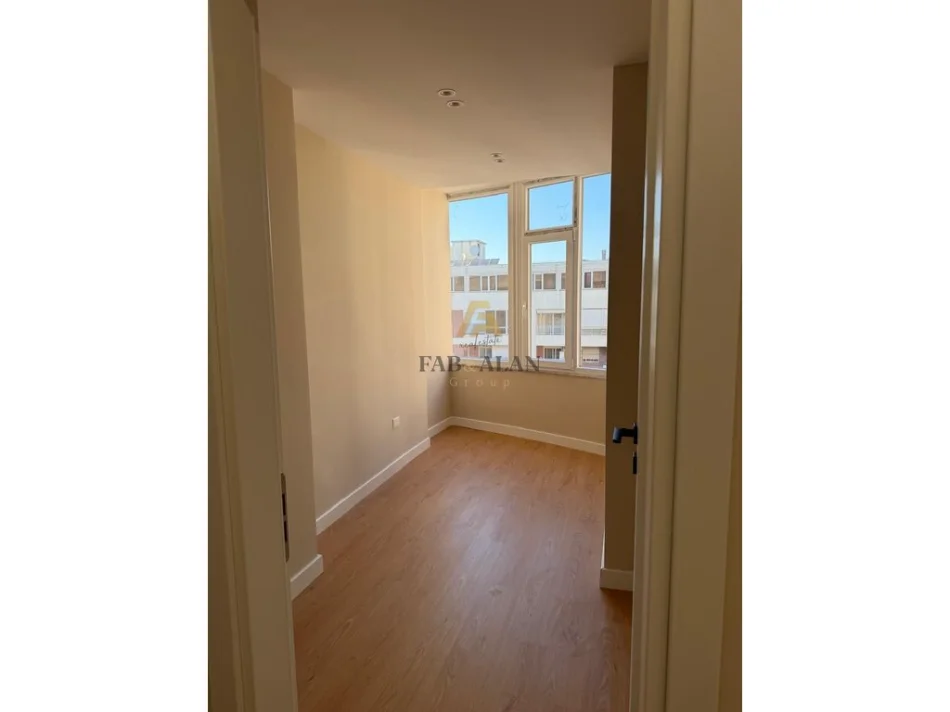 Tirane, vendesi appartamento Piano 11, 80 m² 190.000 €