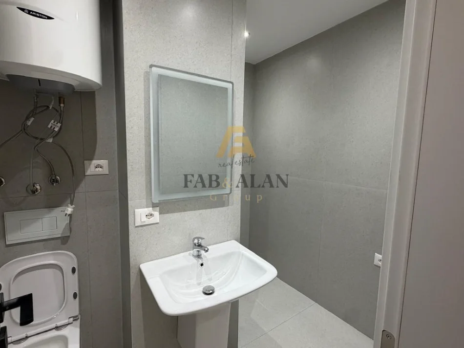 Tirane, vendesi appartamento Piano 11, 80 m² 190.000 €