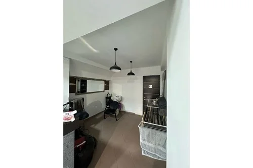 Tirane, Commercial Space for Sale, Ground Floor, 53 m², €200,000