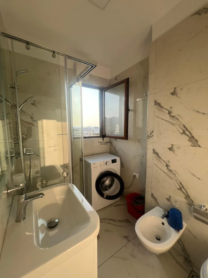 Tirane, affitto monolocale, 35 m², 600 € (VIA WILLSON)