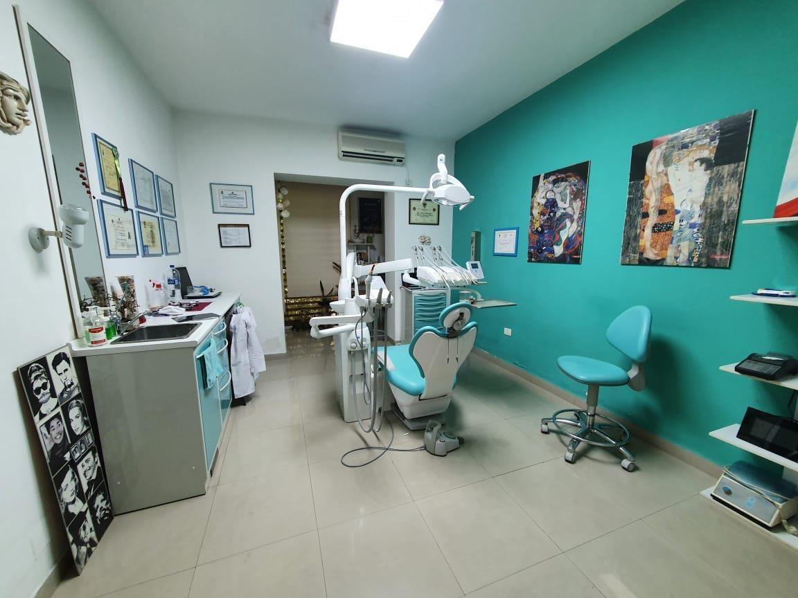 FOR SALE BUSINESS UNIT 118m² AT MYSLIM SHYRI!!! 3000€/m²