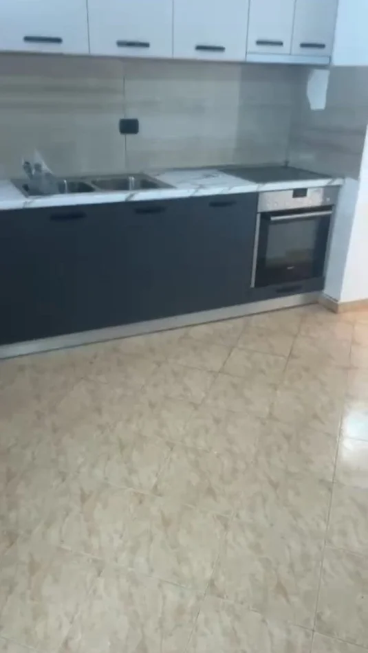 Tirane, Apartment for Sale 2+1, Second Floor, 140 m², €350,000 (Yzberisht)