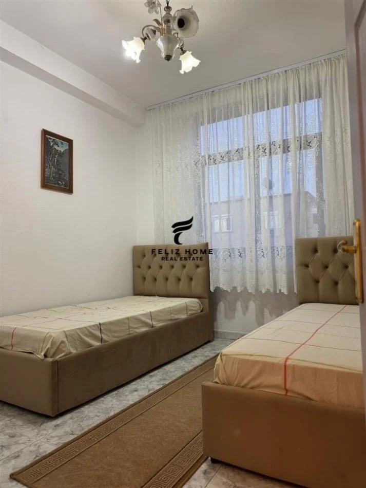 Tirano, affitto appartamento 2+1 Piano 4, 95 m² 600 € (VIA FERIT XHAJKO)