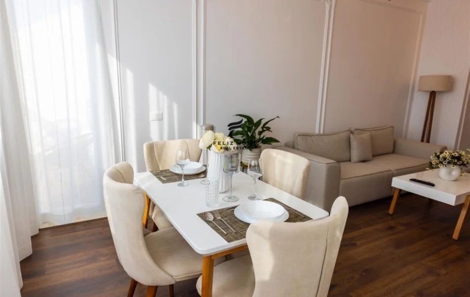 Tirane, jepet me qera apartament 1+1 Kati 9, 65 m² 500 € (VILA L)