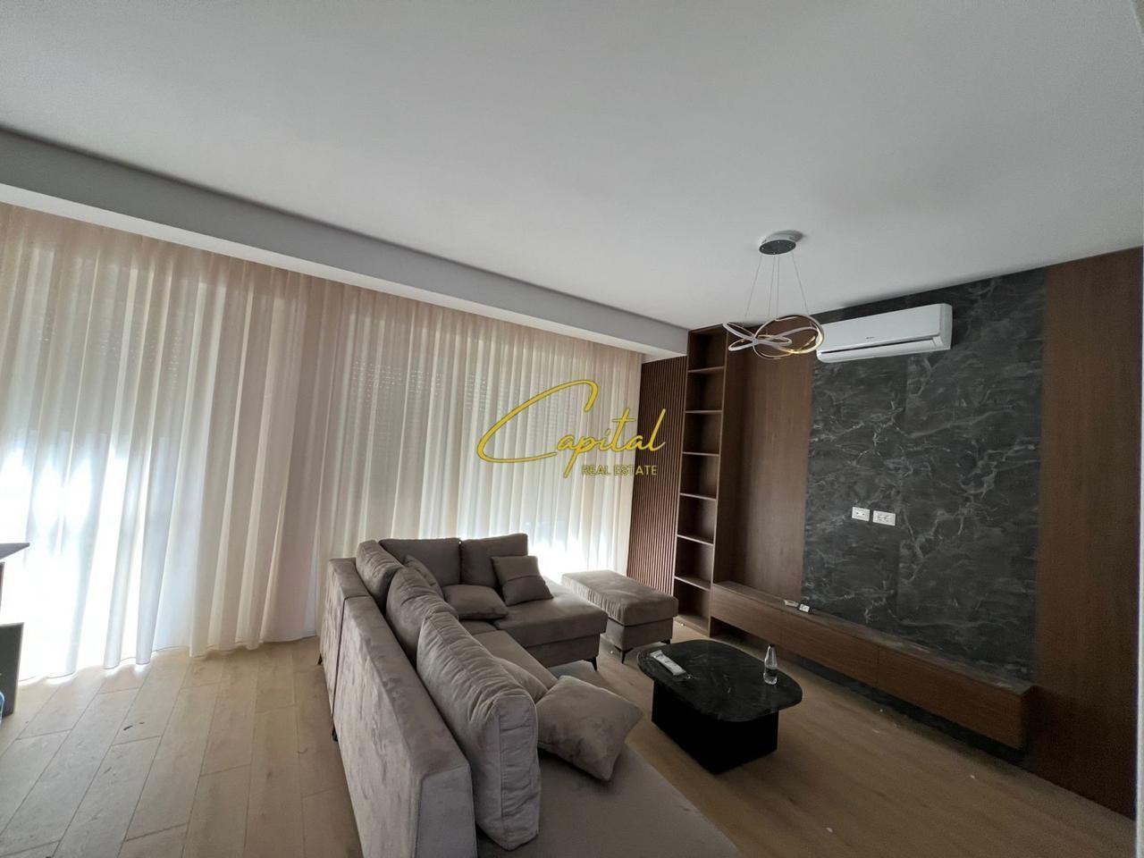 PRIVATE VILLA FOR RENT 200 M2 FOR 1,500 EURO