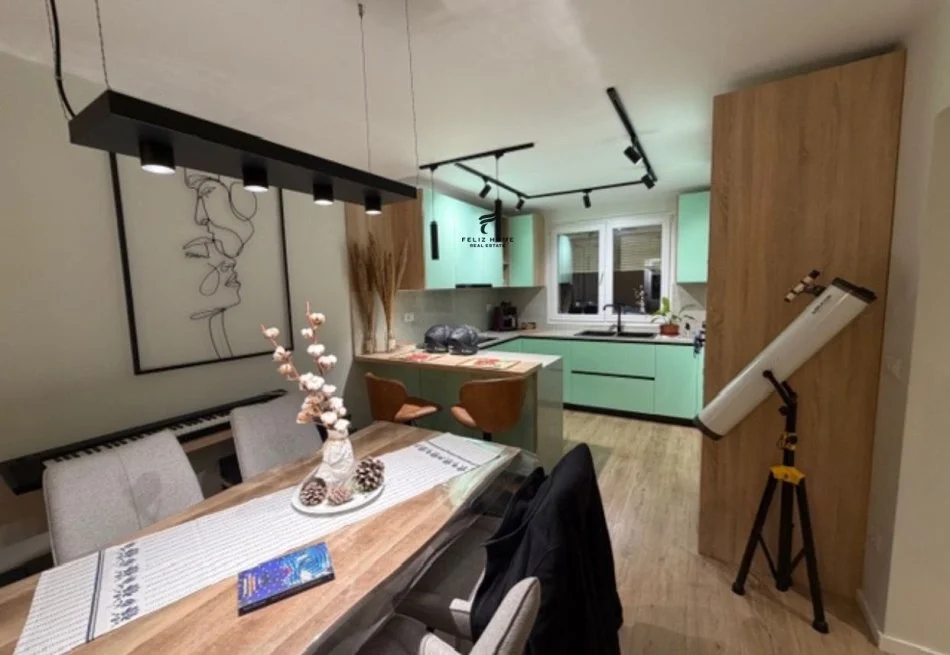 Tirane, affitto mensile appartamento 1+1 Piano 1, 66 m² 750 € (ESPOSIZIONE ESTERNA)