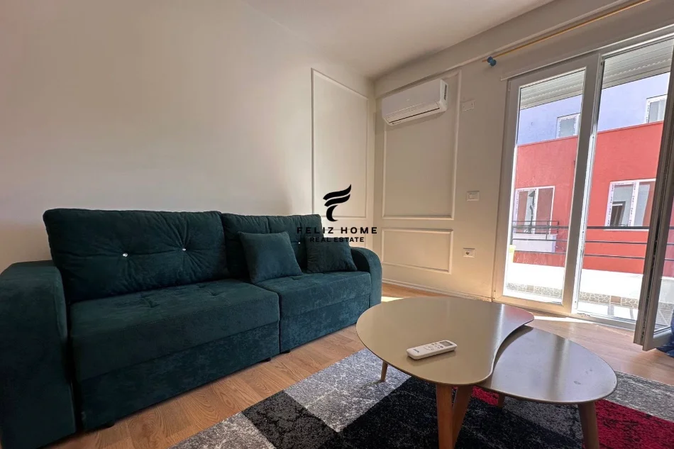 Tirane, affitto appartamento 1+1 Piano 3, 70 m² 550 € (VENDITE)