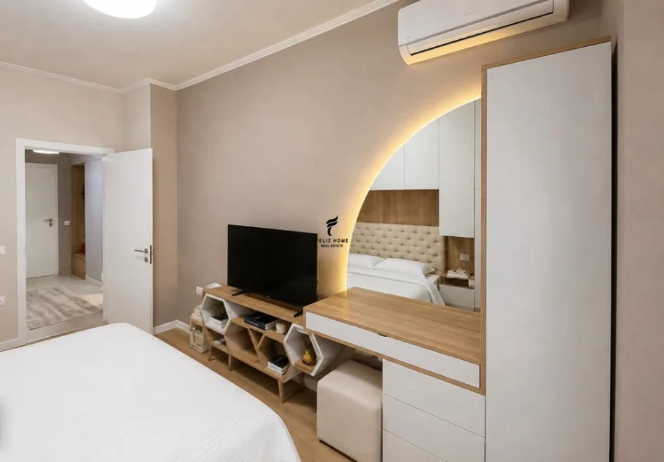 Tirane, affitto appartamento 2+1 Piano 1, 70 m² 1.200 € (ASTIR)