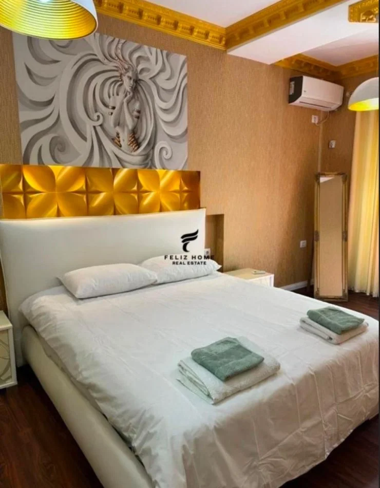 Tirana, affitto appartamento 2+1 Piano 1, 130 m² 80.000 LEKE (LIQUIDO DI TETTO)