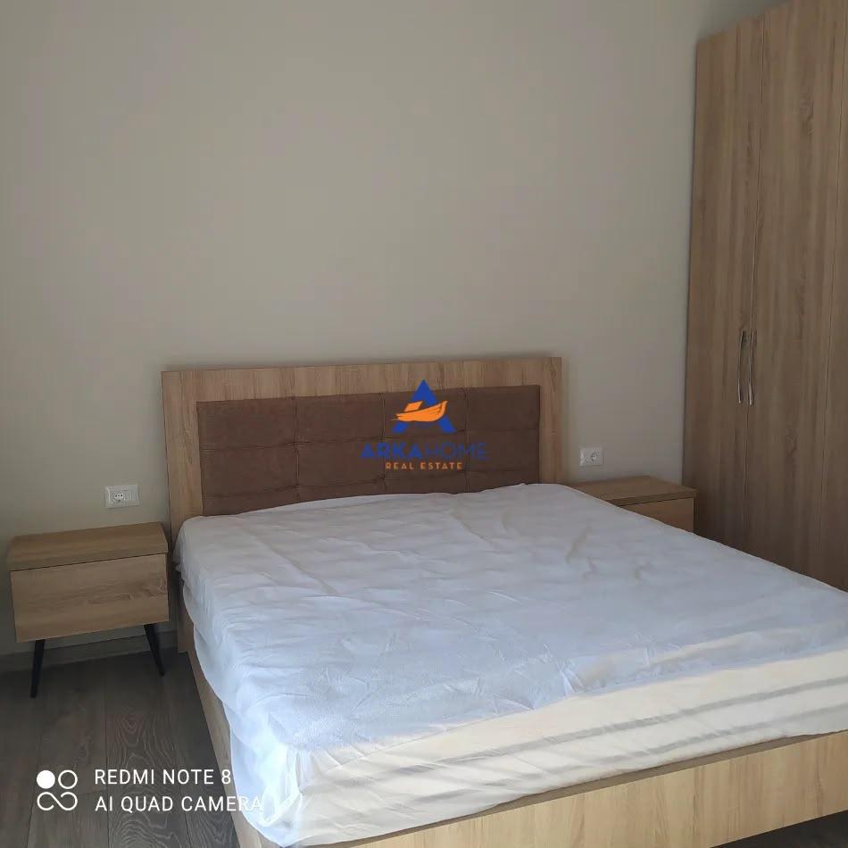 Appartamento 1+1 in affitto con cortile -