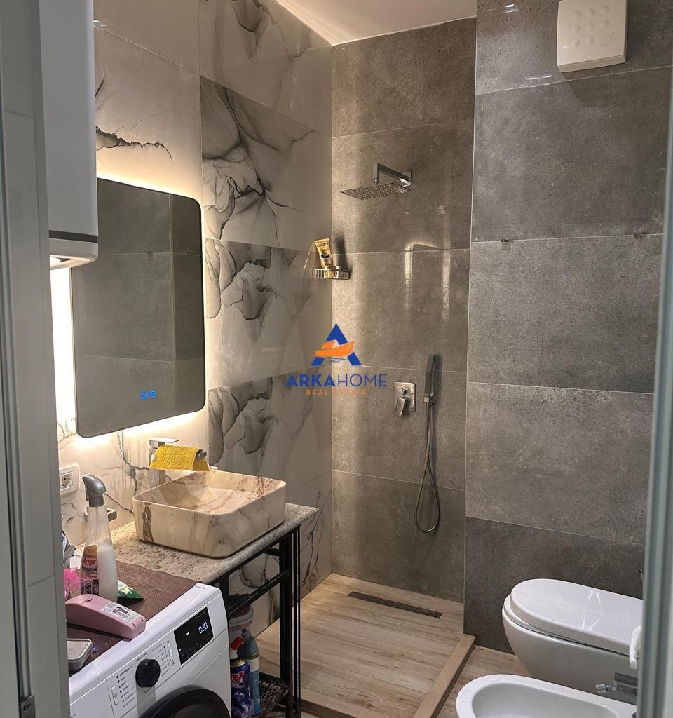 FOR SALE 3+1 APARTMENT WITH BALCONY "RRUGA FROSINA PLAKU" 3,970,000 LEKE