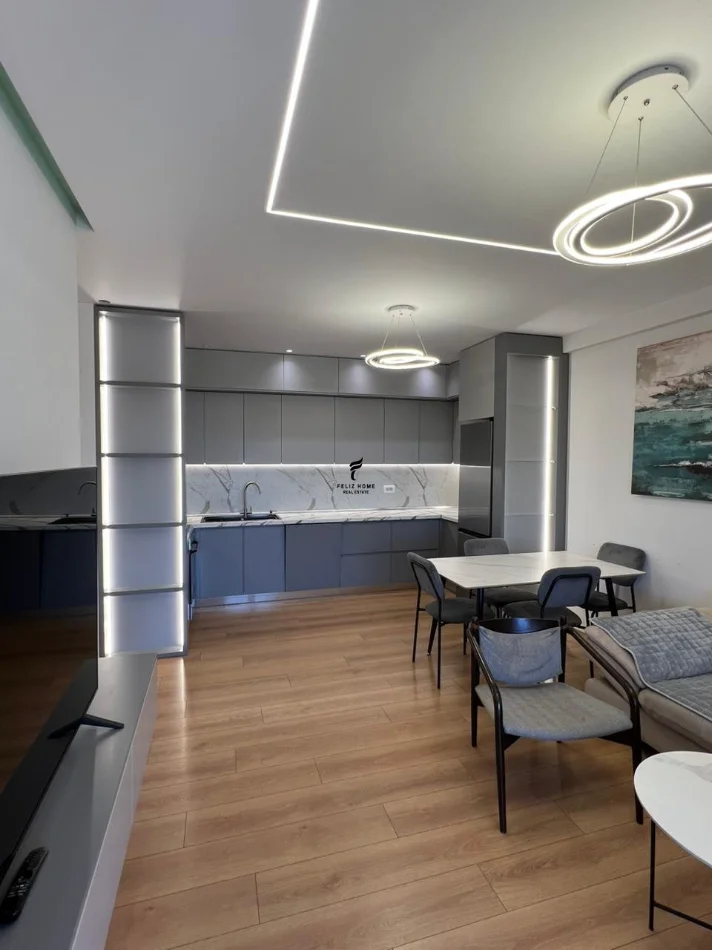 Tirano, appartamento 2+1 in affitto al 9° piano, 75 m², 850 € (5 MAGGIO)