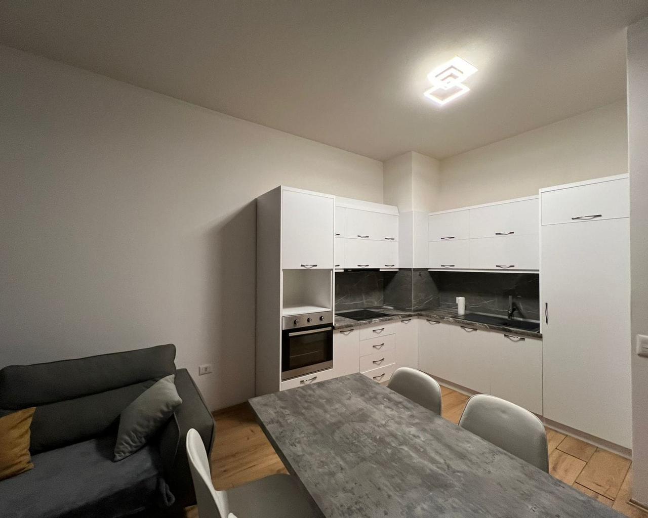 One-Bedroom Apartment for Rent at Square 21 (ID B2101455) Tirana