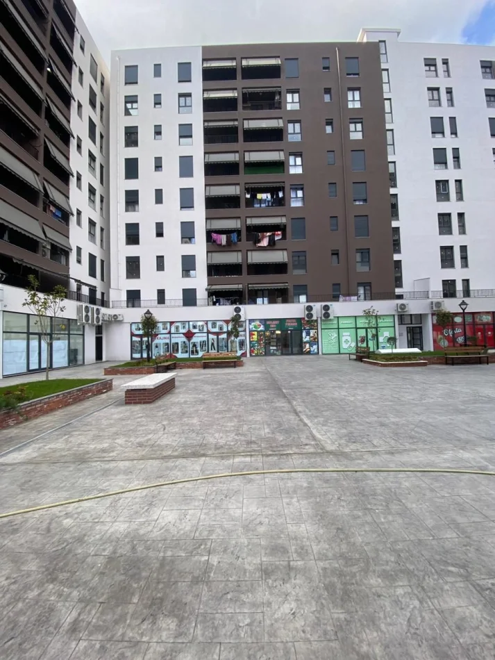 Tirana, Business Premises for Sale Ground Floor, 107 m² 235,400 € (Kamëz)