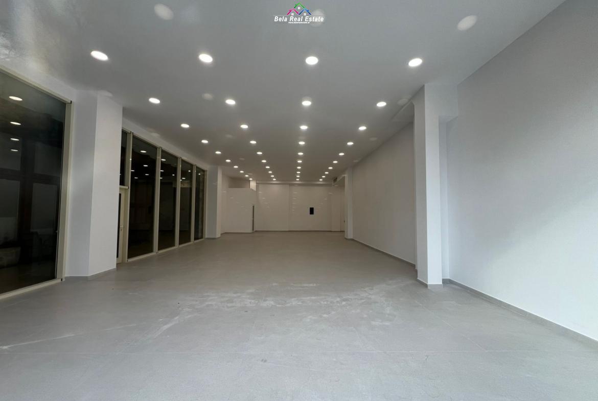 Dyqan Me Qera Prane Kompleksit Delijorgji (ID BD21791) Tiran