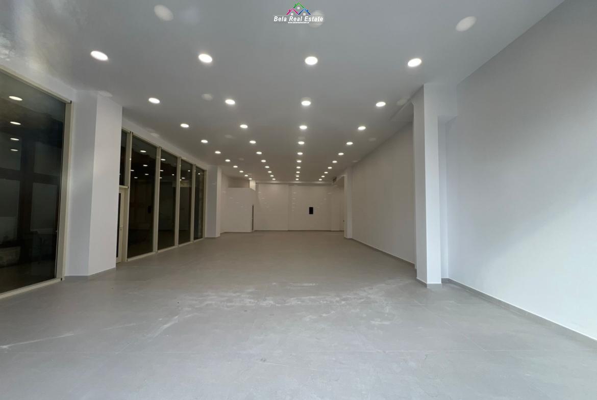 Dyqan Me Qera Prane Kompleksit Delijorgji (ID BD21791) Tiran
