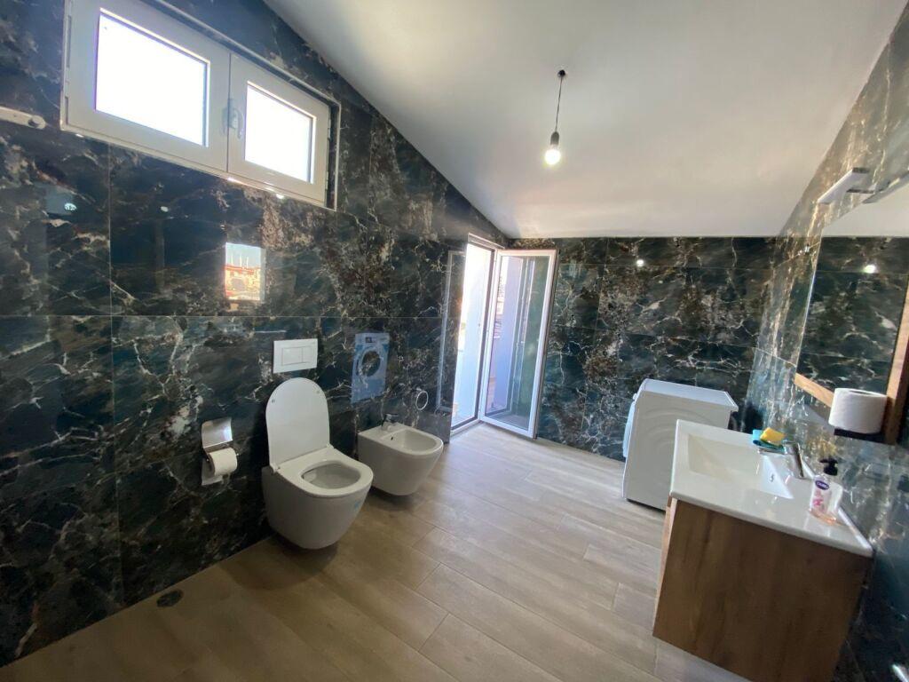 VILLA FOR SALE INVEST IN HEKURUDHA BEACH DURRES