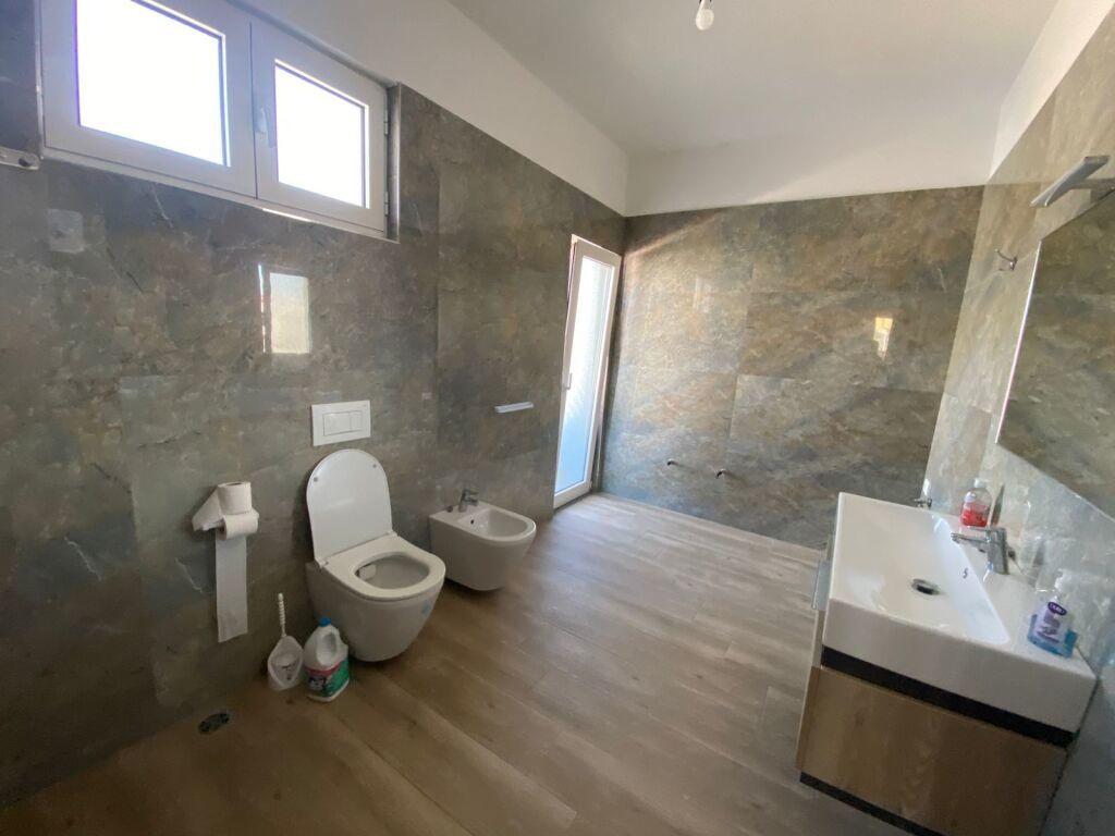 VILLA FOR SALE INVEST IN HEKURUDHA BEACH DURRES