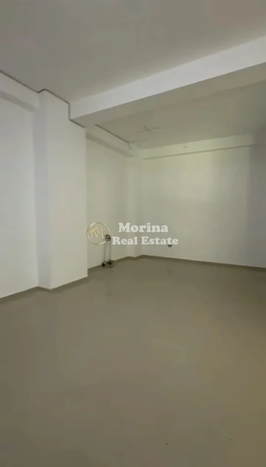 Tirane, Business Premises for Sale Ground Floor, 125 m² 275,000 € (Yzberisht)