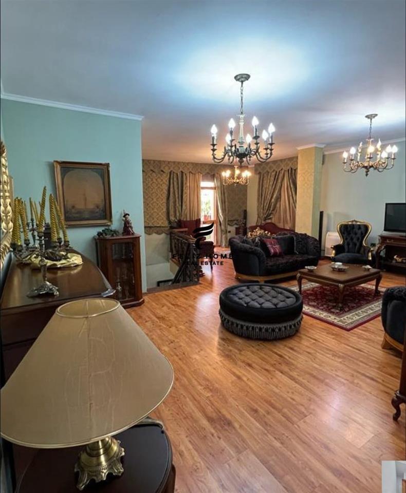 HOUSE FOR SALE 210 M2 MYSLYM SHYRI 500,000 EURO