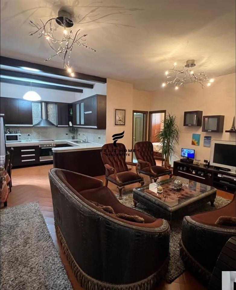 SHITET VILE 210 M2 MYSLYM SHYRI 500.000 EURO
