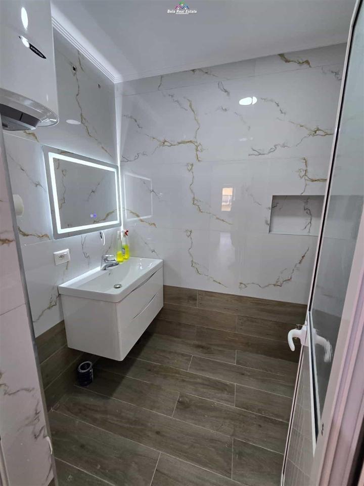 Apartament Ne Shitje 2+1 Tek Rruga e Kavajes (ID B120726) Ti