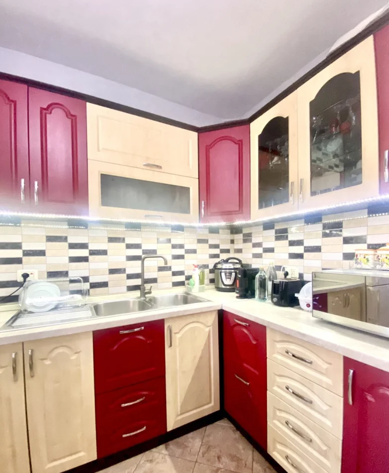 Tirana, for Sale 1+1 Apartment, 4th Floor, 54 m², €93,840 (Alias)