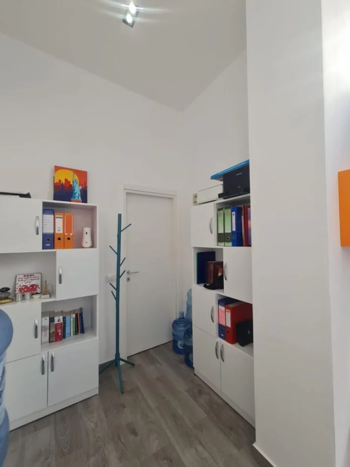 Tirane, Commercial Space for Sale Ground Floor, 26 m² 120,000 € (Don Bosko Street)