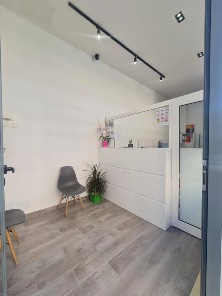 Tirane, Commercial Space for Sale Ground Floor, 26 m² 120,000 € (Don Bosko Street)