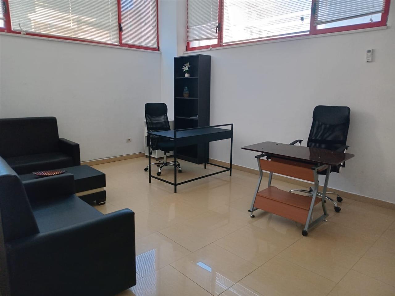 18068276 AMBIENT BIZNESI ZYRE ME QERA VOLLGA DURRES