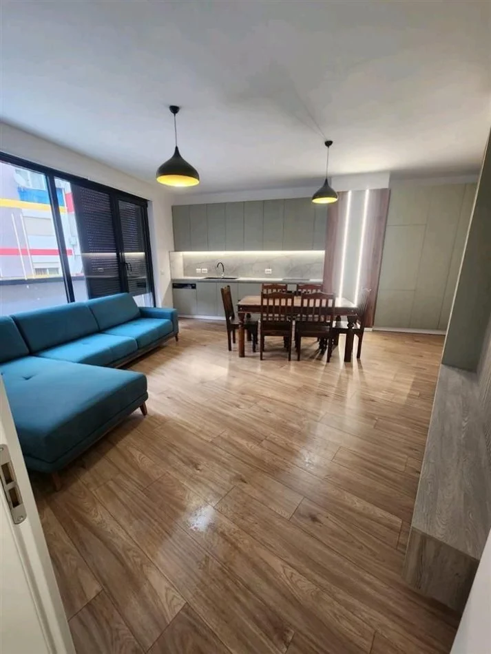 Tirane, jepet me qera apartament 2+1+Aneks+Ballkon Kati 3, 115 m² 1.000 € (KOPSHTI ZOOLOGJIK)
