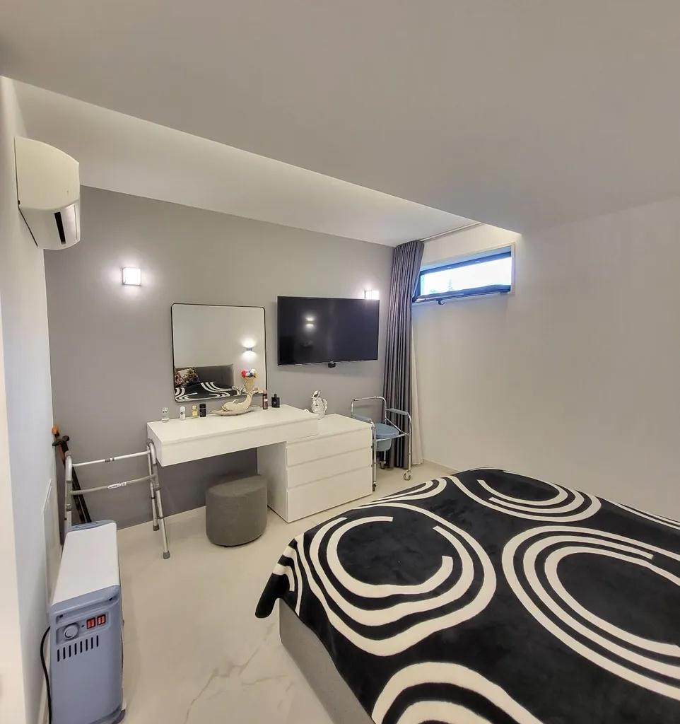 VILLA FOR SALE IN REZ.GRESY STONE LIQENI THATE