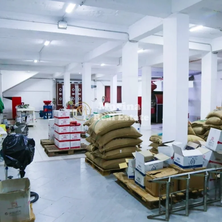 Durres, Commercial Space for Sale Kati 0, 700 m² 590,000 € (Durres)