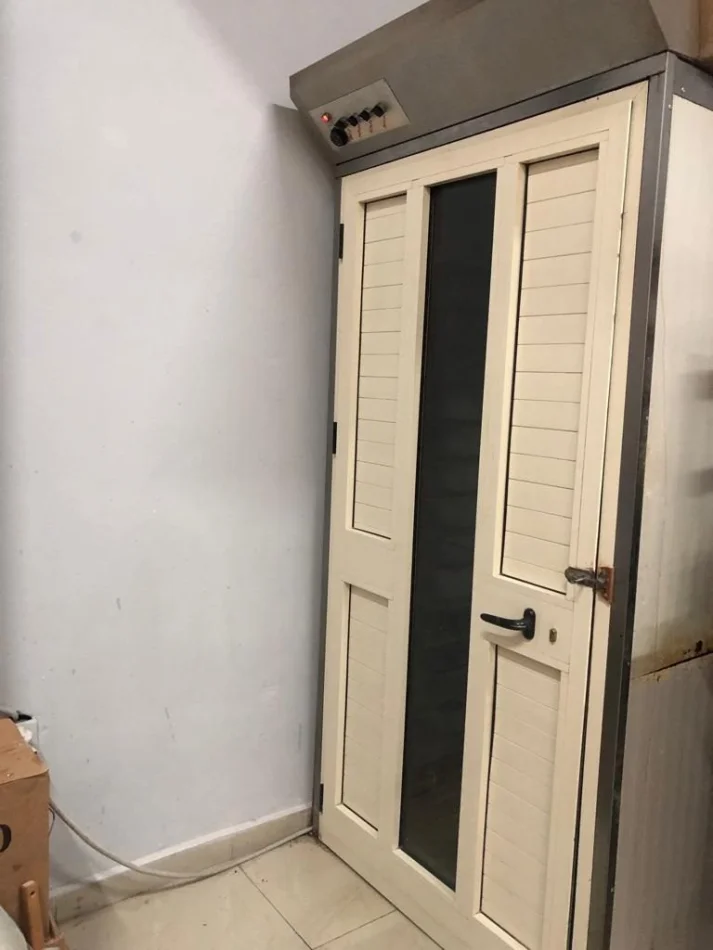 Tirane, vendito locale commerciale Piano 1, 57 m² 110.000 € (Astir)